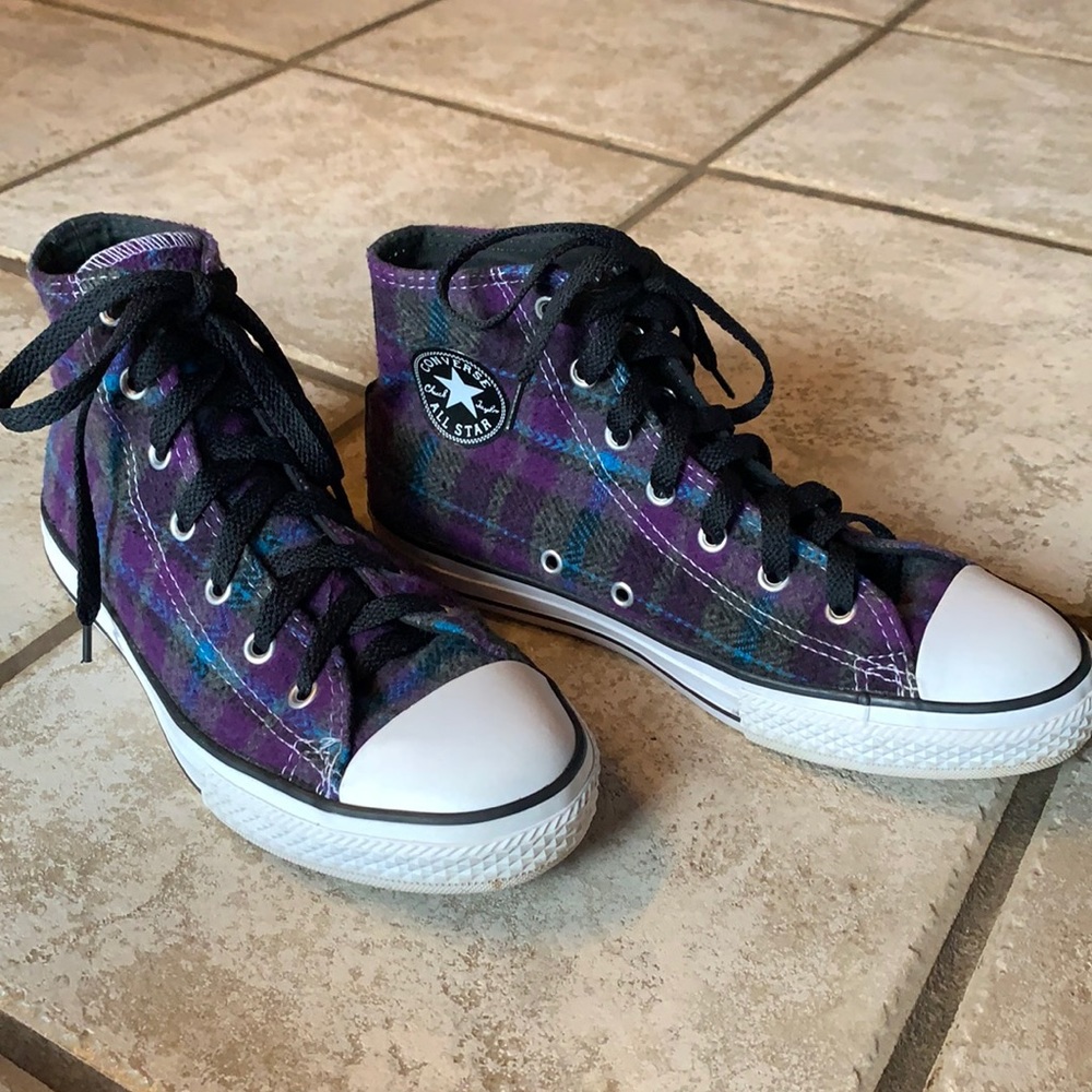 Juniors Converse high tops